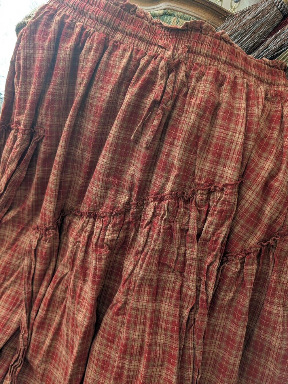 Plaid midi skirt, ruffled edges, Size XL, hippie/cowgirl vibe - Picture 4 of 5